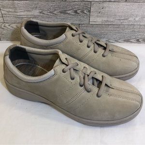 Dansko Women’s Brandi T Sneakers Beige Tan Suede Leather Shoes Size 7.5-8 EU 38